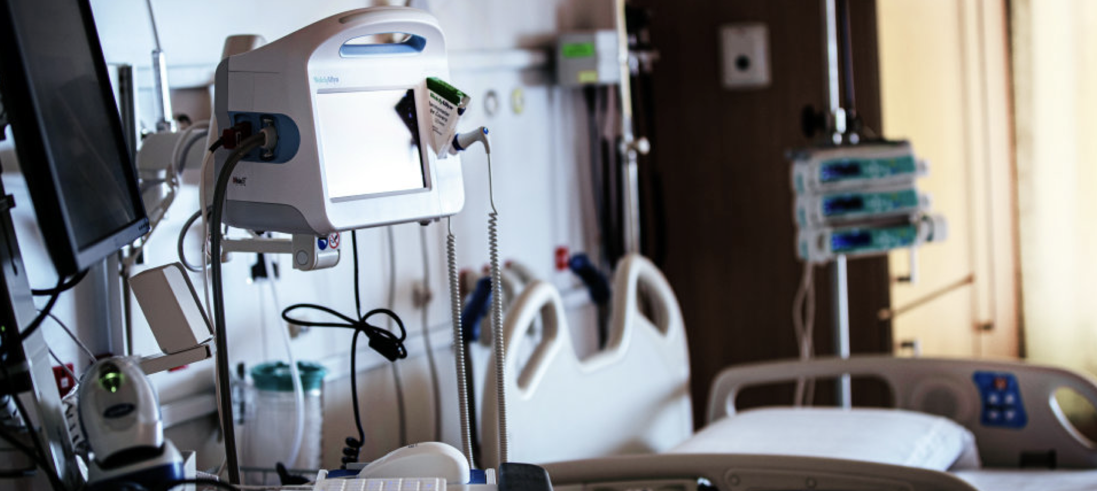 When is it ethical to take someone off life support? Inside a discussion between religious scholars and modern scientists