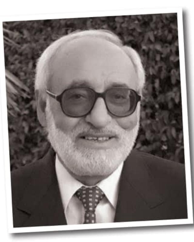 #CILE2015 Mohamed Naim Yassin: Problems that Evolutionism presents to Muslim Perceptions