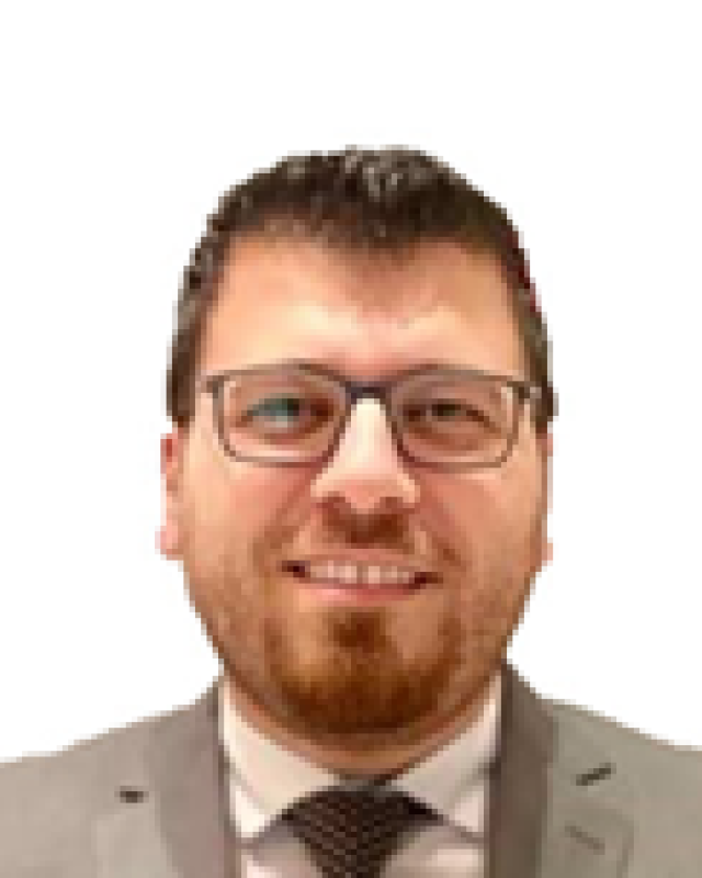 Dr. Elias Saade